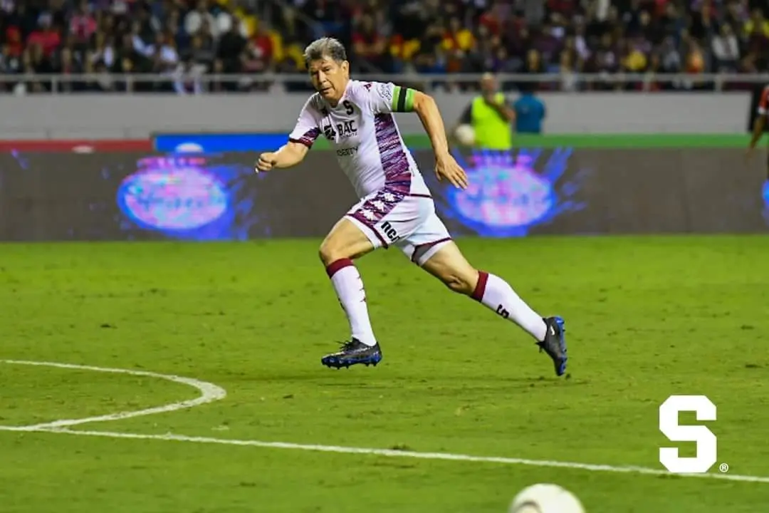 Evaristo Coronado leyenda del Saprissa